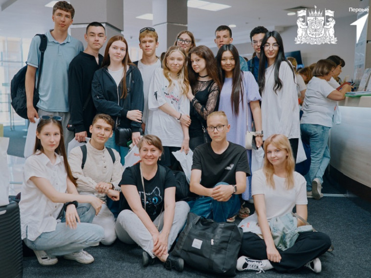 Лицеисты принимают участие в окружном выпускном "Это юность моя"!.