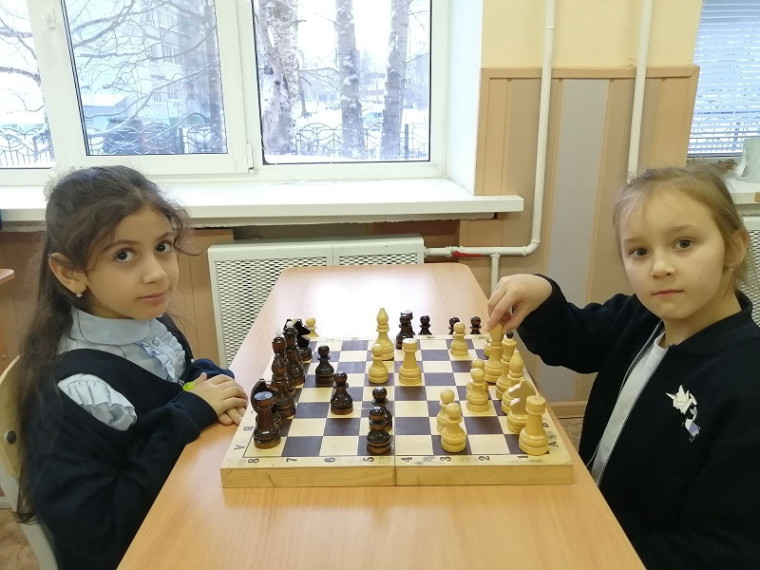 Турнир по шахматам «Зимняя сказка» среди воспитанников группы продленного дня.