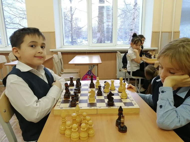 Турнир по шахматам «Зимняя сказка» среди воспитанников группы продленного дня.