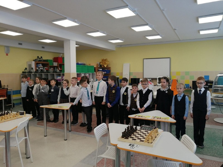 Отборочный турнир по быстрым шахматам среди учащихся 1-4-х классов  общеобразовательных учреждений города Сургута.