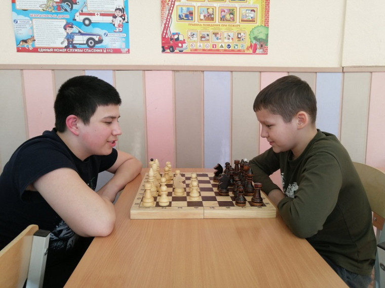 Блиц-турнир по шахматам «Серебряный слон».