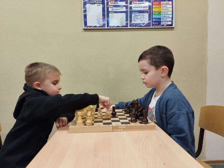 Школьный турнир по шахматам «Мудрый ферзь» .
